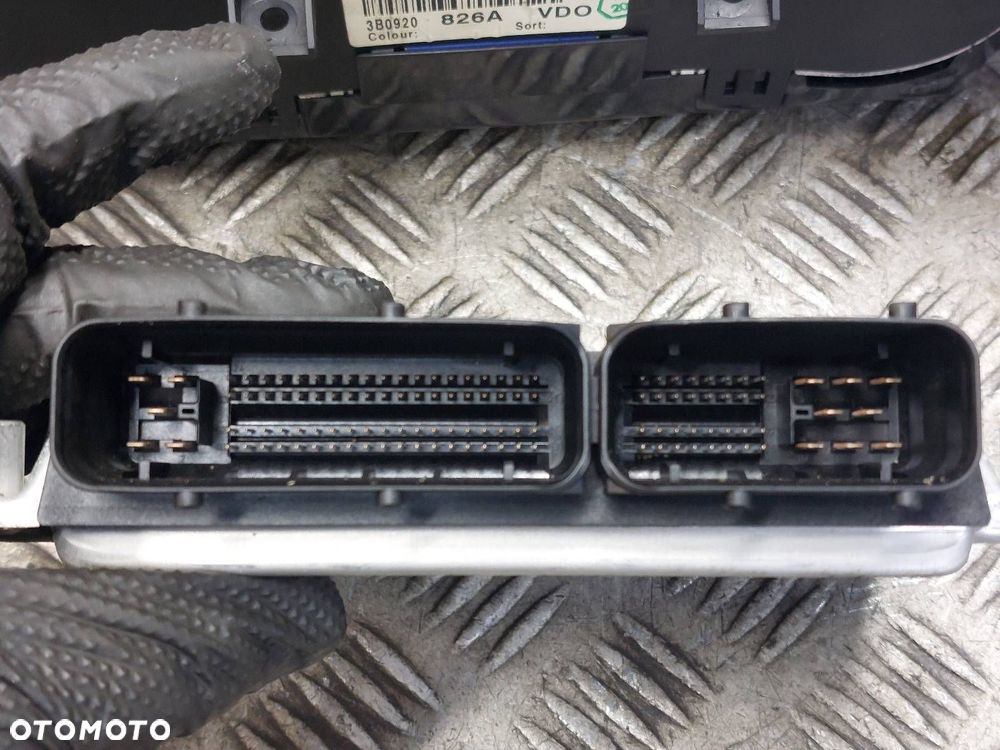 ZESTAW STARTOWY PASSAT B5 FL 1.9 TDI 038906019EJ 3B0920826A 4B0905851A - 4