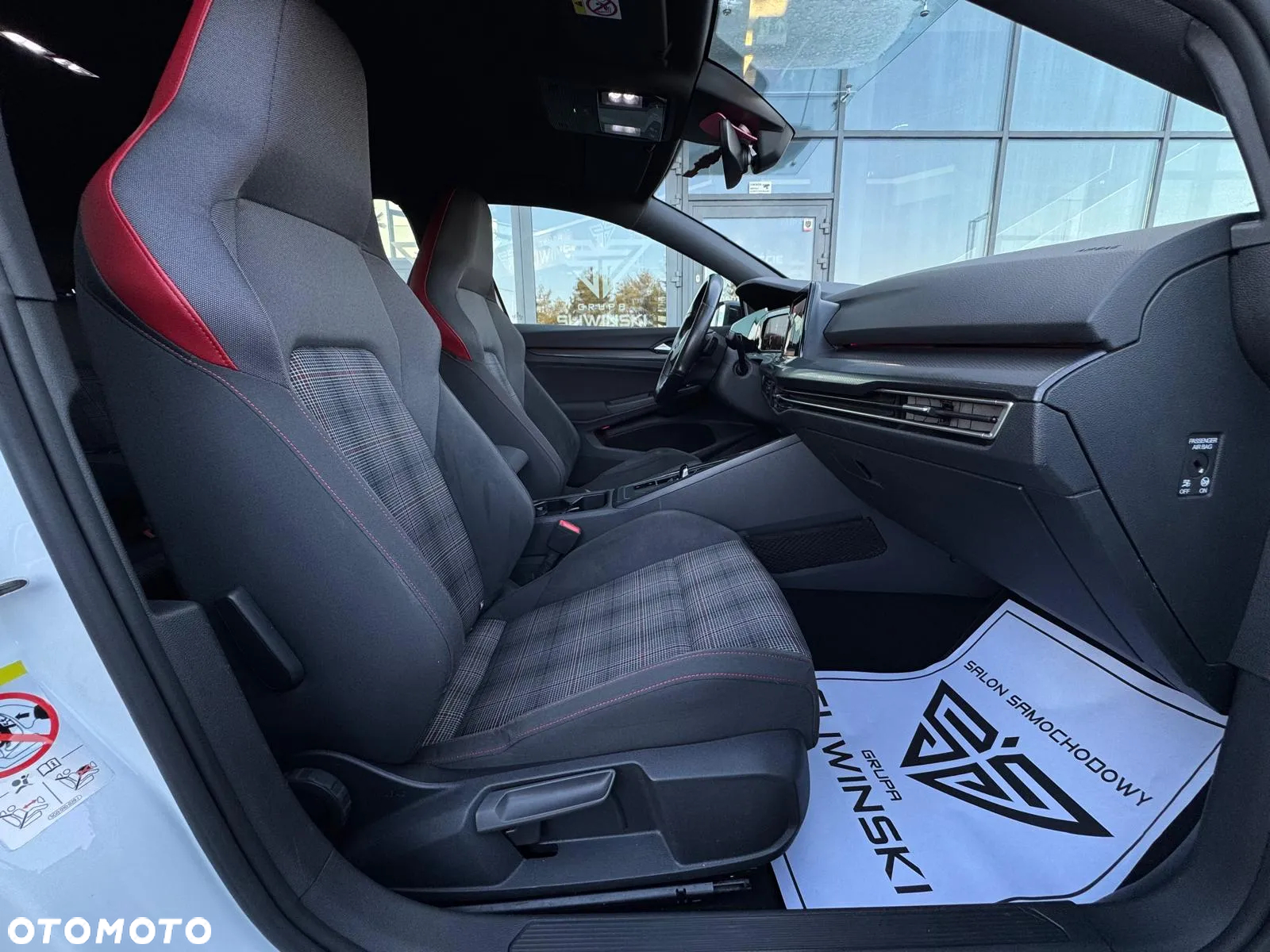 Volkswagen Golf VIII 2.0 TSI GTI DSG - 22