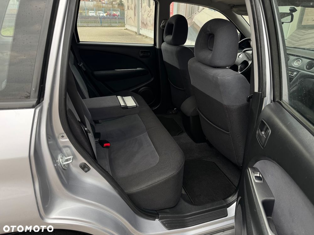 Mitsubishi Outlander - 13