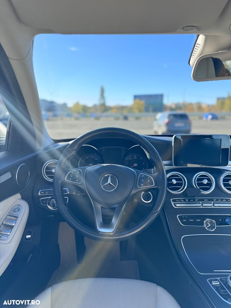 Mercedes-Benz C 250 d 4Matic 9G-TRONIC - 9