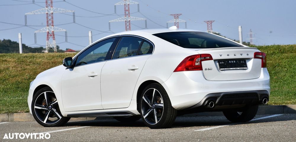 Volvo S60 D5 Geartronic RDesign - 4