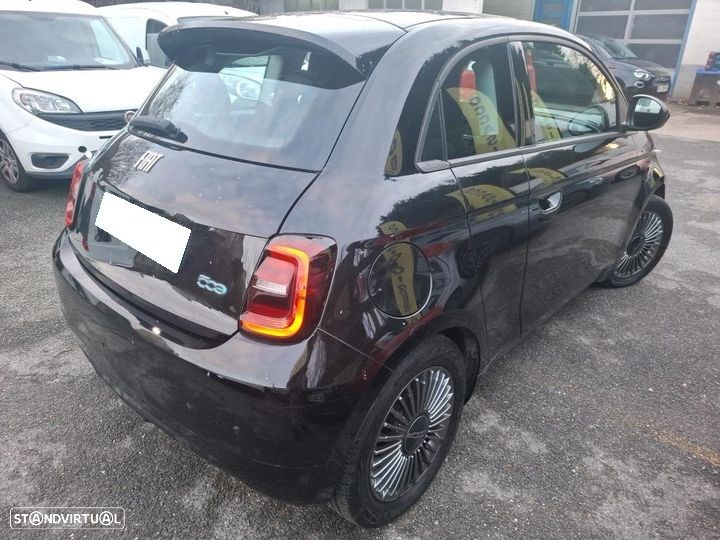 Fiat 500e 3 + 1 42 kWh - 3