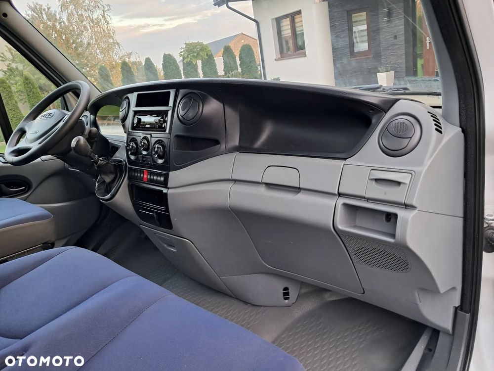 Iveco 50C18 - 23