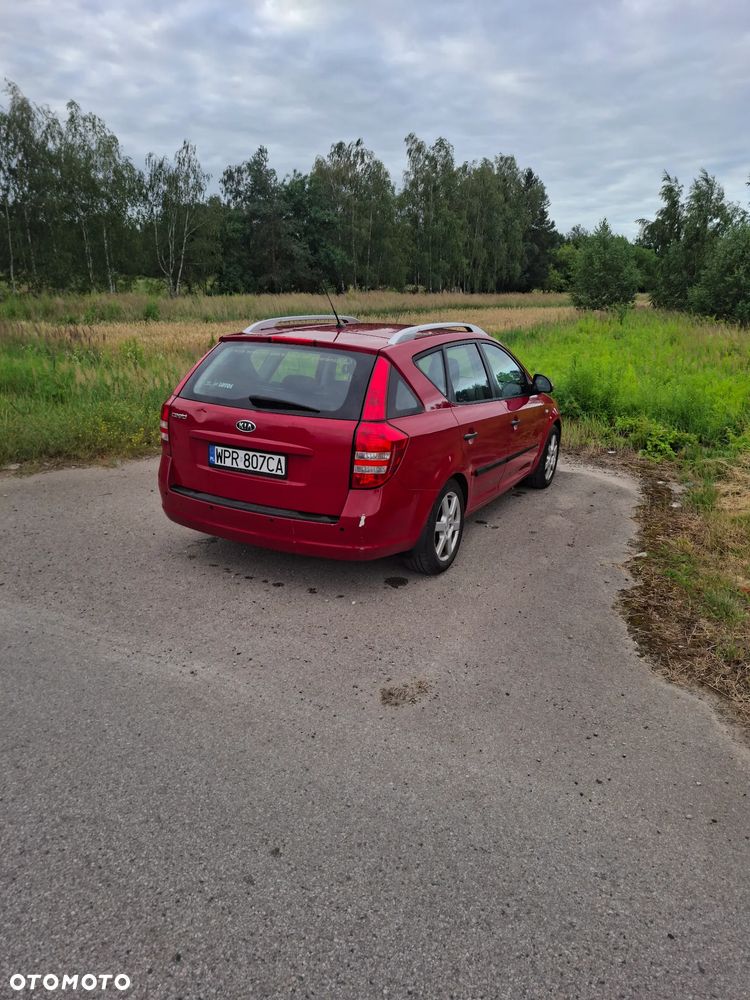 Kia Ceed 1.6 Comfort - 13