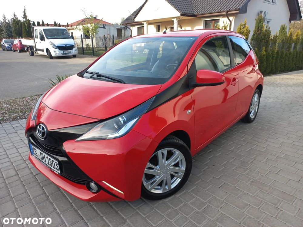 Toyota Aygo x-play - 9