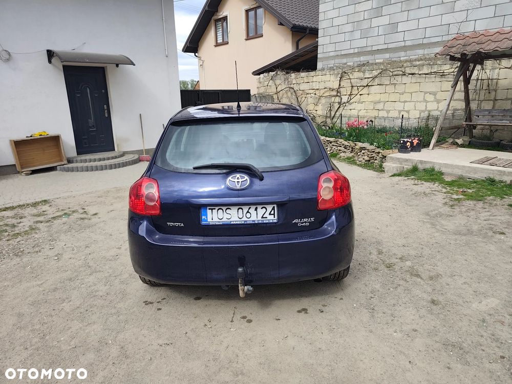 Toyota Auris 2.0 D-4D Sol - 10