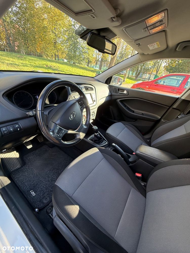 Hyundai i20 - 9