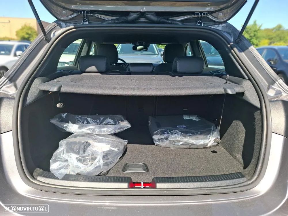 Mercedes-Benz A 250 e 8G-DCT Special Edition - 7