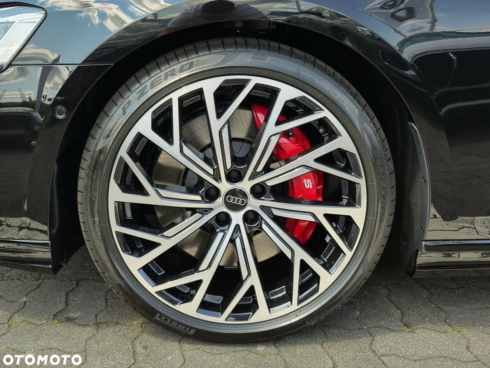 Audi S8 - 8
