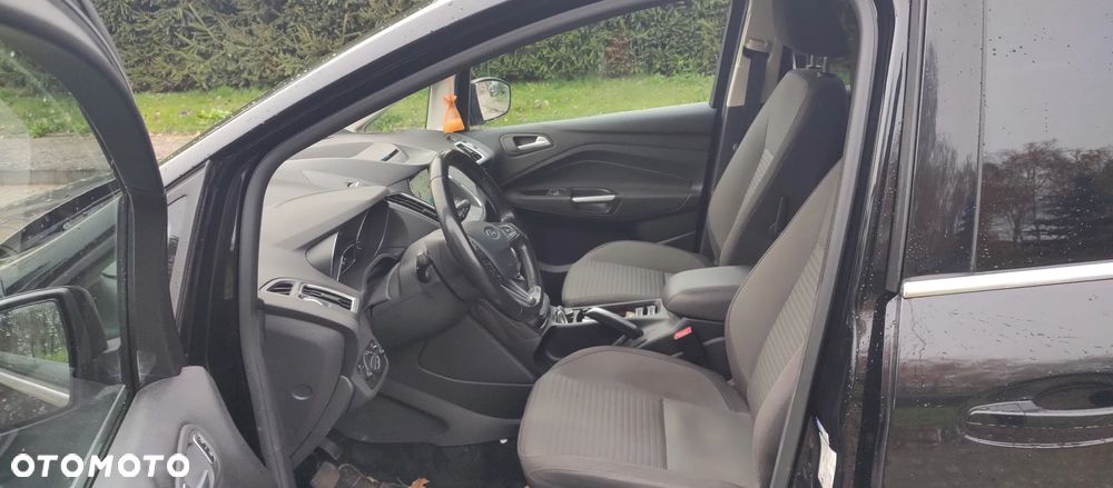 Ford Grand C-MAX - 18