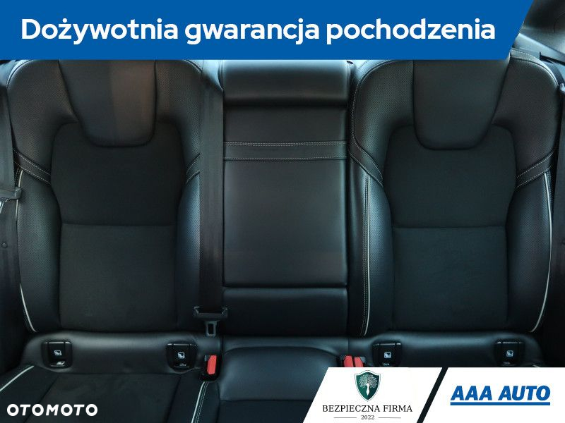 Volvo S90 - 11