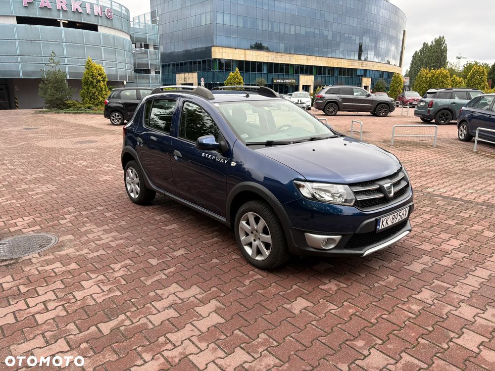 Dacia Sandero TCe 90 Laureate - 8