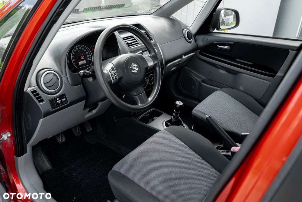 Suzuki SX4 1.9 DDiS DPF Streetline 4x2 Club - 15