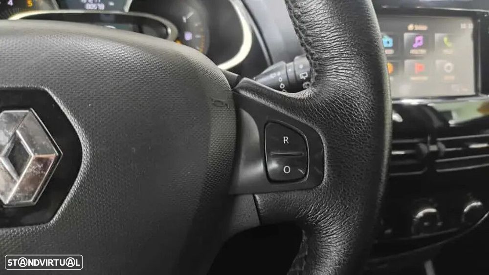 Renault Clio Sport Tourer - 39