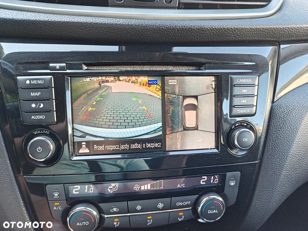 Nissan Qashqai 1.3 DIG-T N-Connecta - 23