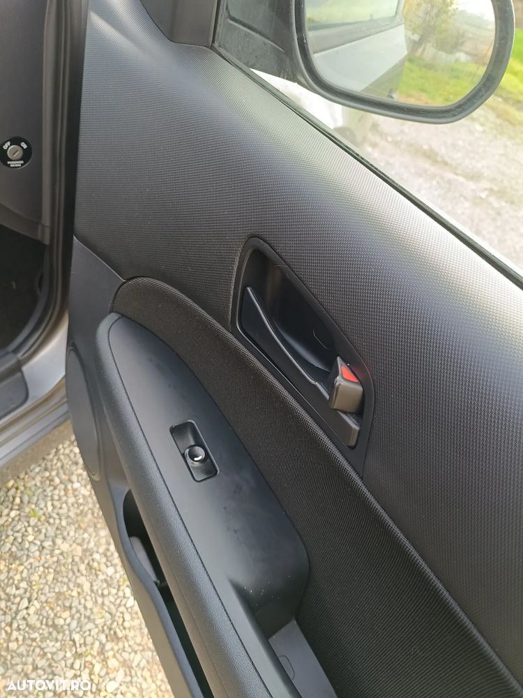 Hyundai i30 i30cw 1.6 CRDi Edition 20 - 8