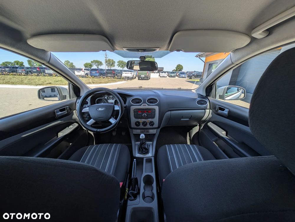 Ford Focus 1.6 Silver X - 24