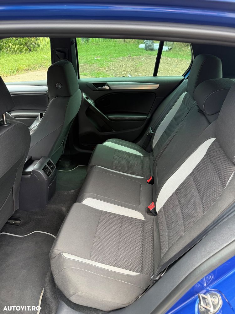 Volkswagen Golf - 7