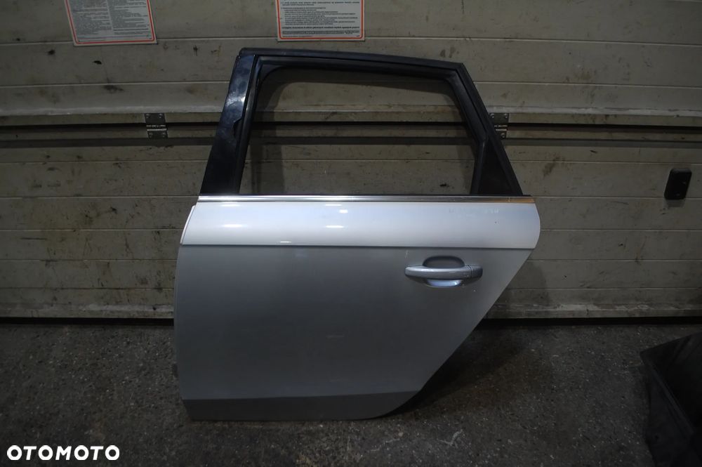 DRZWI LEWY PRAWY TYŁ TYLNE LEWE PRAWE AUDI A4 B8 KOMBI LX7W - 1