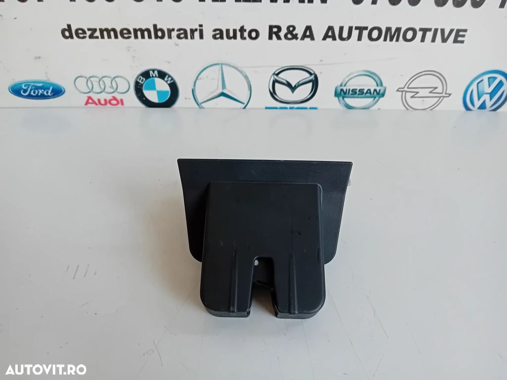 Broasca Haion Audi A3 8V Q5 Q3 A5 Skoda Rapid Octavia Seat Leon Cod 8R0827505A - 1