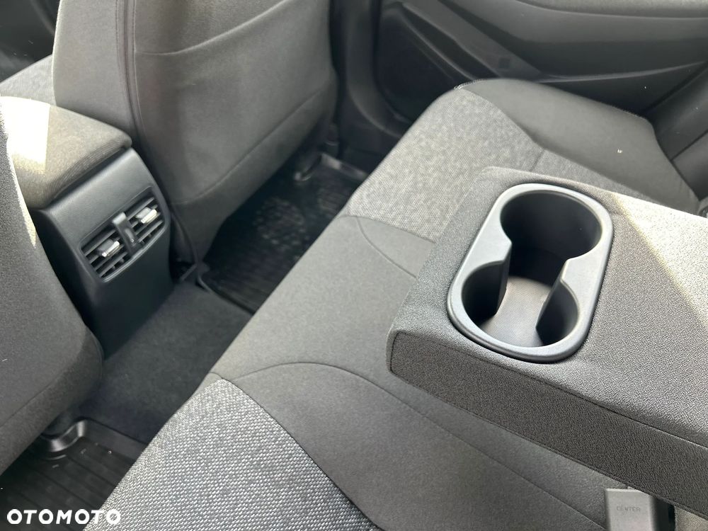 Toyota Corolla 1.8 Hybrid Comfort - 37