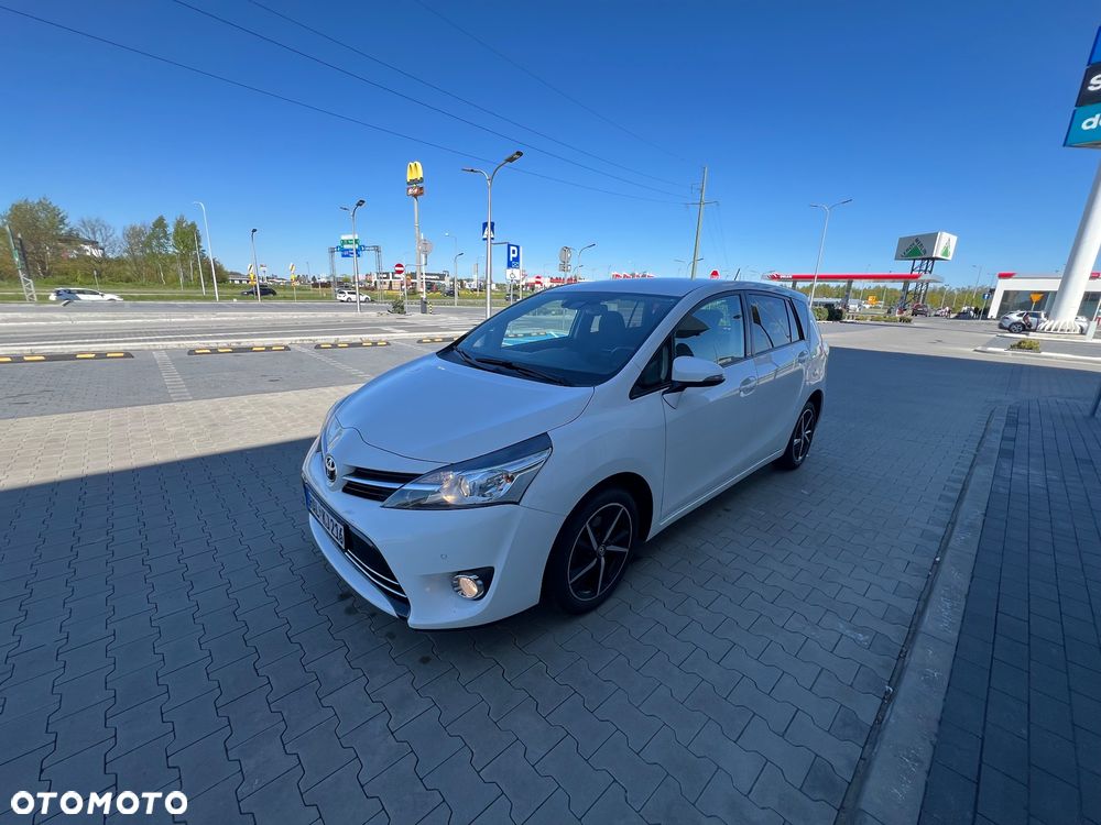 Toyota Verso 1.8 Selection MS EU6 - 38