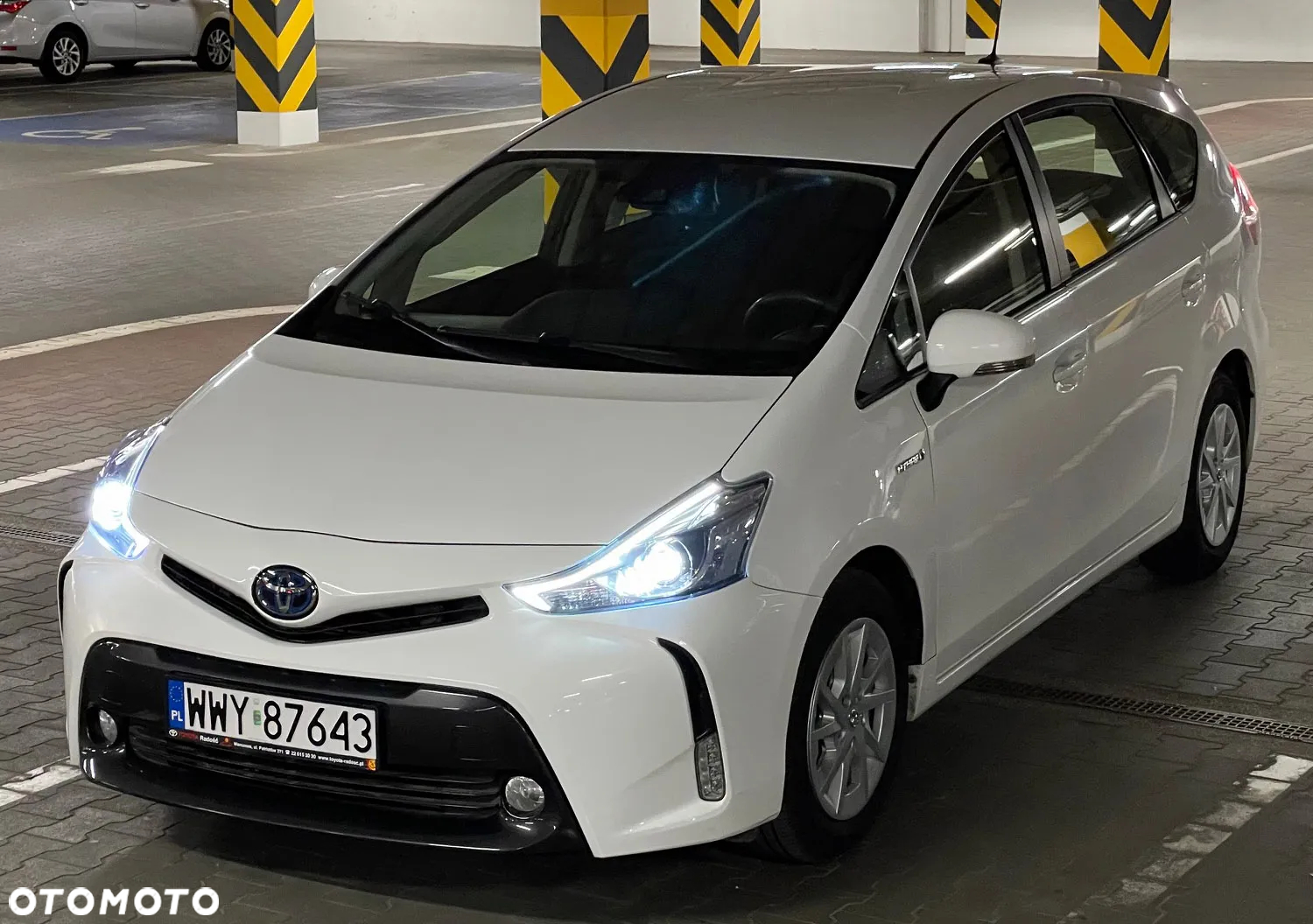 Toyota Prius+ (Hybrid) Executive - 2