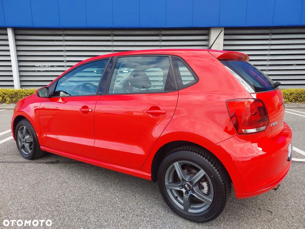 Volkswagen Polo 1.4 16V Comfortline - 4