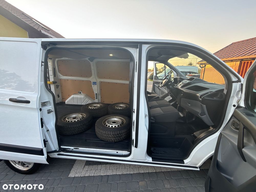 Ford Transit custom - 21