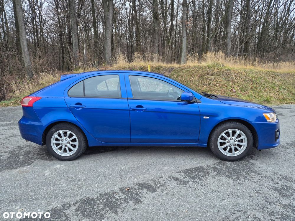 Mitsubishi Lancer 1.6 Invite - 6