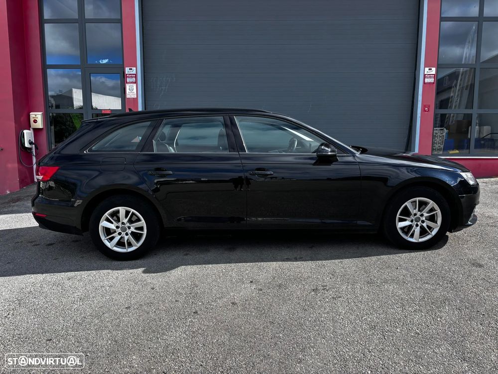 Audi A4 Avant 2.0 TDI Advance - 6