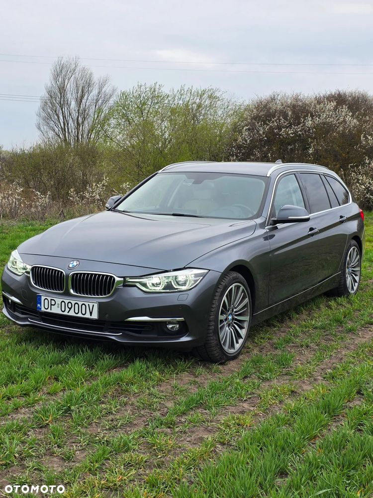 BMW Seria 3 320i xDrive Luxury Line - 1