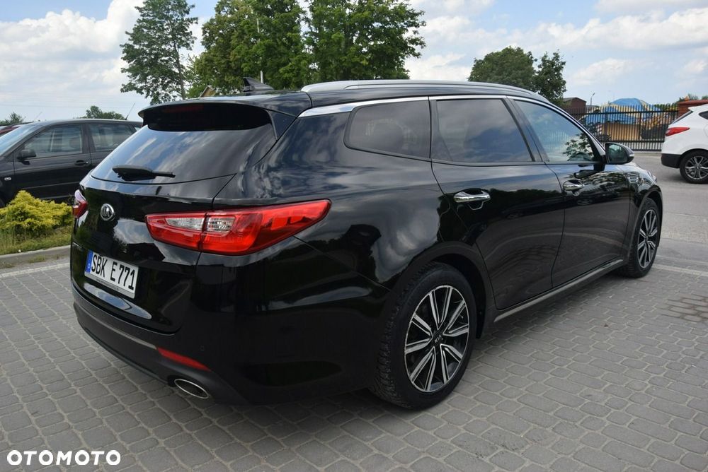 Kia Optima - 11