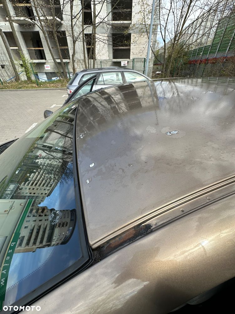 Toyota Avensis 2.0 VVT-i Sol - 19