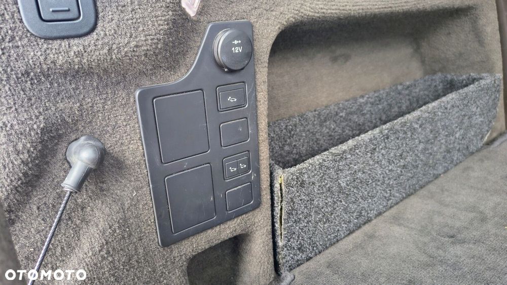 Land Rover Discovery - 13
