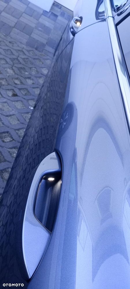 Volkswagen Passat - 31