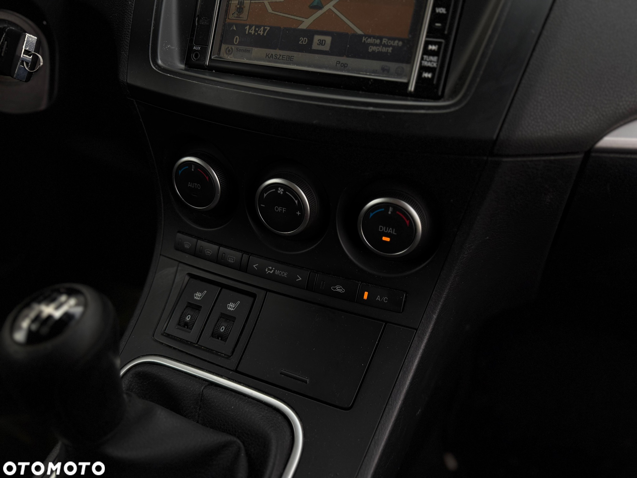 Mazda 3 1.6 CD Exclusive + - 5
