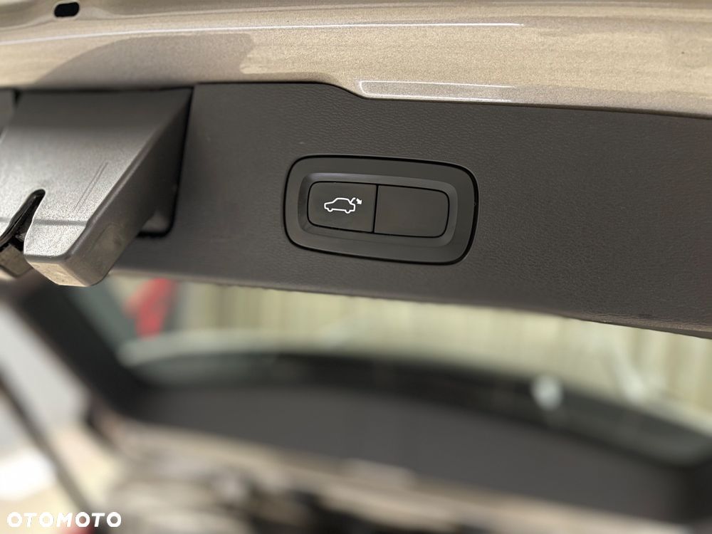 Volvo V60 D4 Inscription - 40