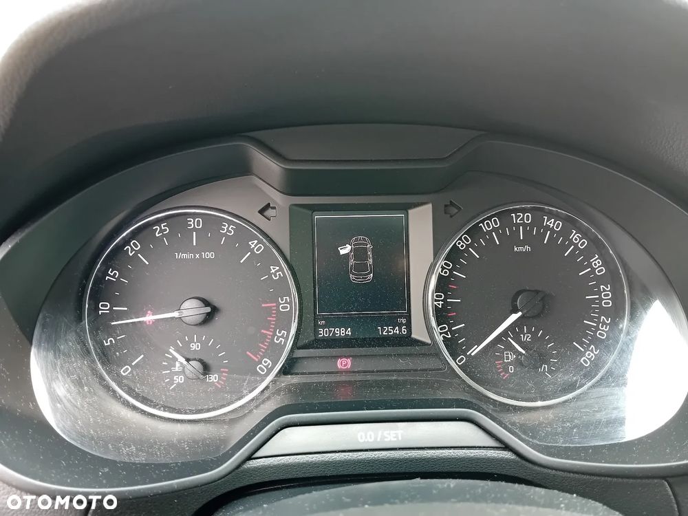 Skoda Octavia 2.0 TDI Ambition - 9