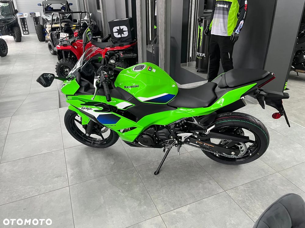 Kawasaki Ninja - 7