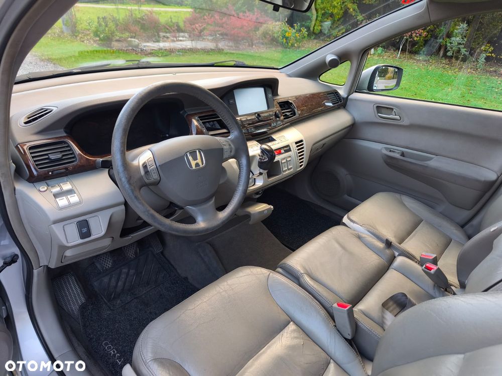 Honda FR-V - 21