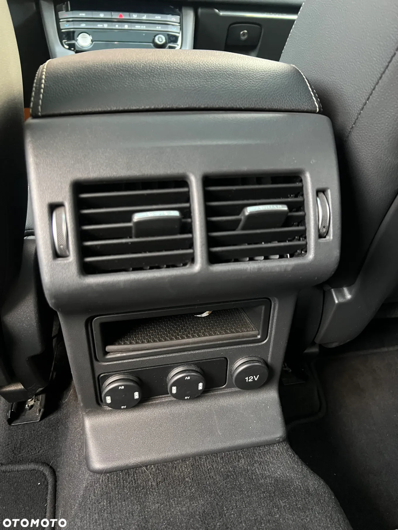 Jaguar F-Pace 2.0 i4D AWD R-Sport - 9