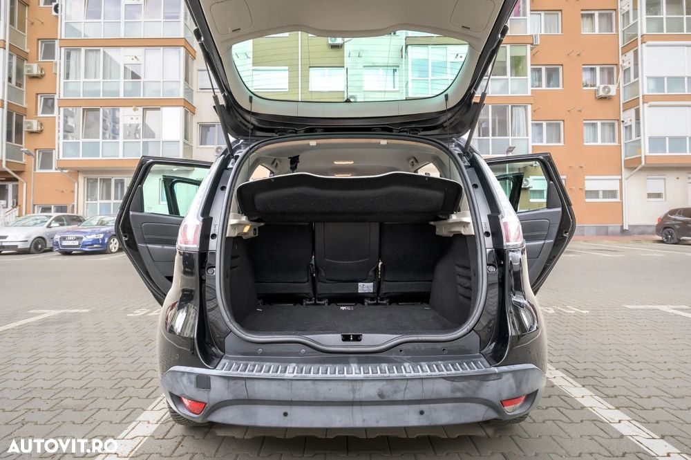 Renault Scenic - 7