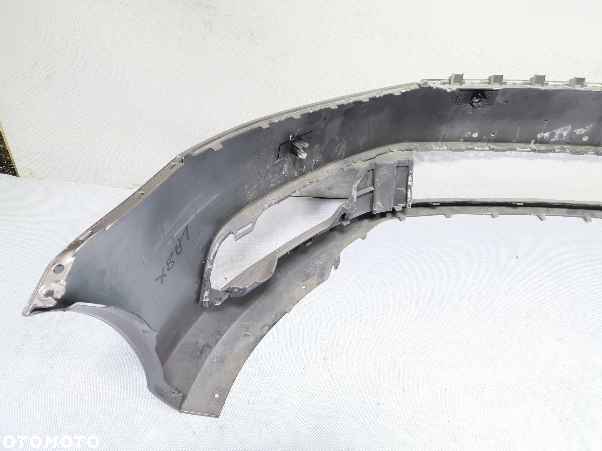 Zderzak Przód Przedni VOLKSWAGEN PASSAT B7 3AA kod lak LA8X 10-15 - 11