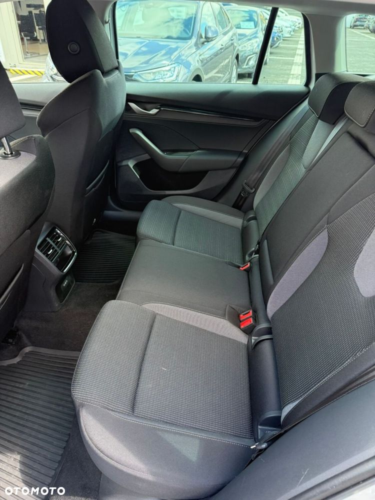 Skoda Octavia 1.5 TSI Selection - 28