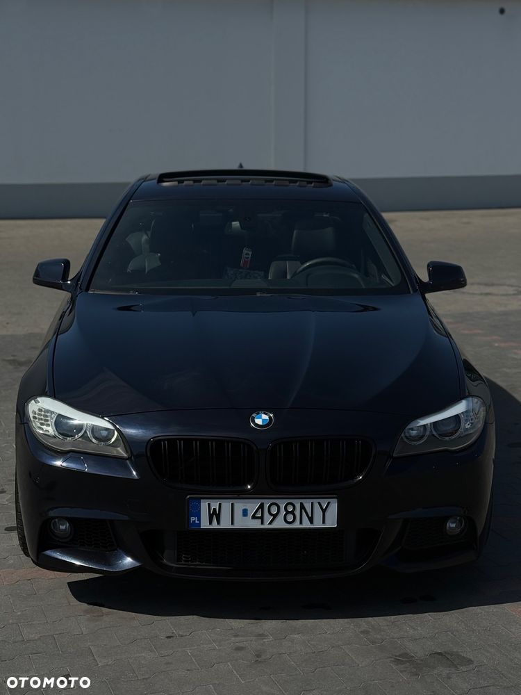 BMW Seria 5 528i - 1