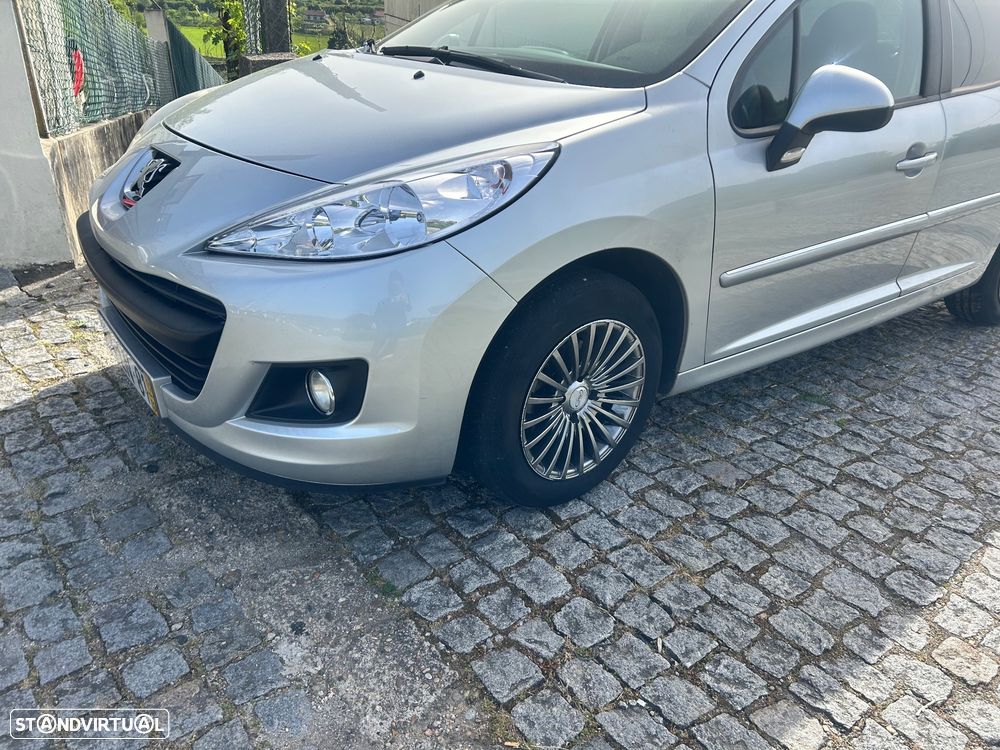 Peugeot 207 1.4 HDi Sport - 2