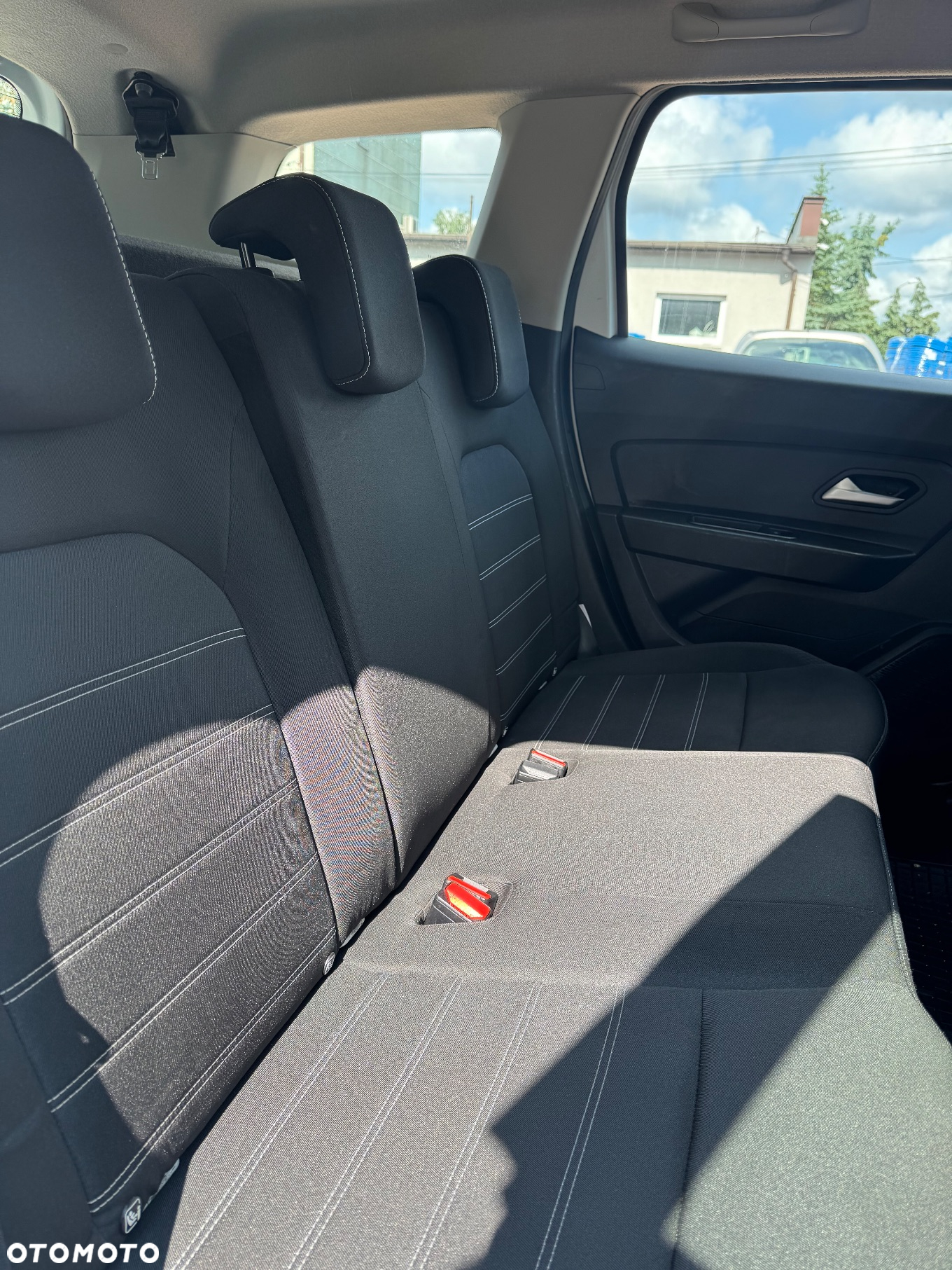 Dacia Duster 1.5 Blue dCi Comfort 4WD - 10
