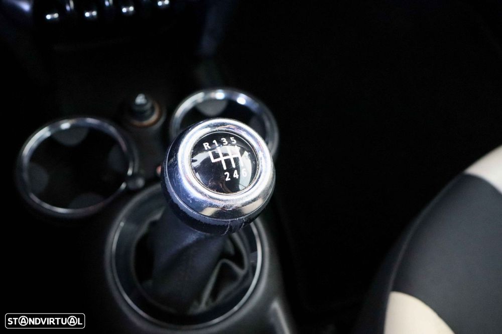 MINI Cabrio Cooper D - 23