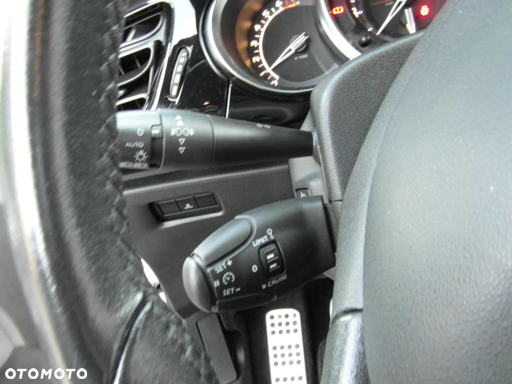 Citroën DS3 VTi 120 SoChic - 24